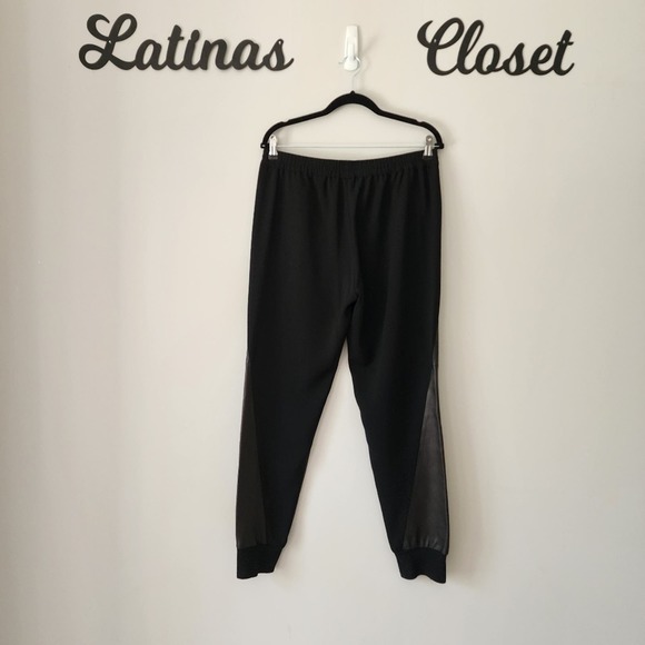 VINCE Black Genuine Leather Crepe Mixed Media Jogger Pants Size Large - Picture 8 of 14